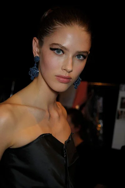 Look 32